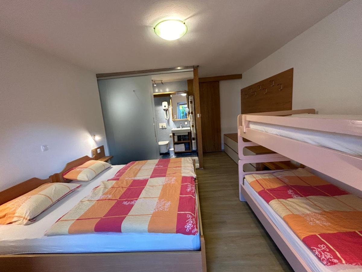 Apartments Mrakic Бовец Екстер'єр фото